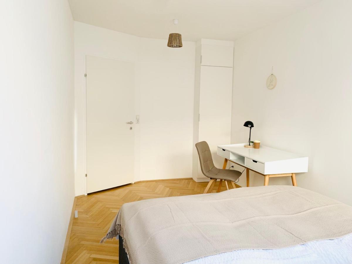 Ruhige Im Gasometer *wifi*u3*netflix* * Wien